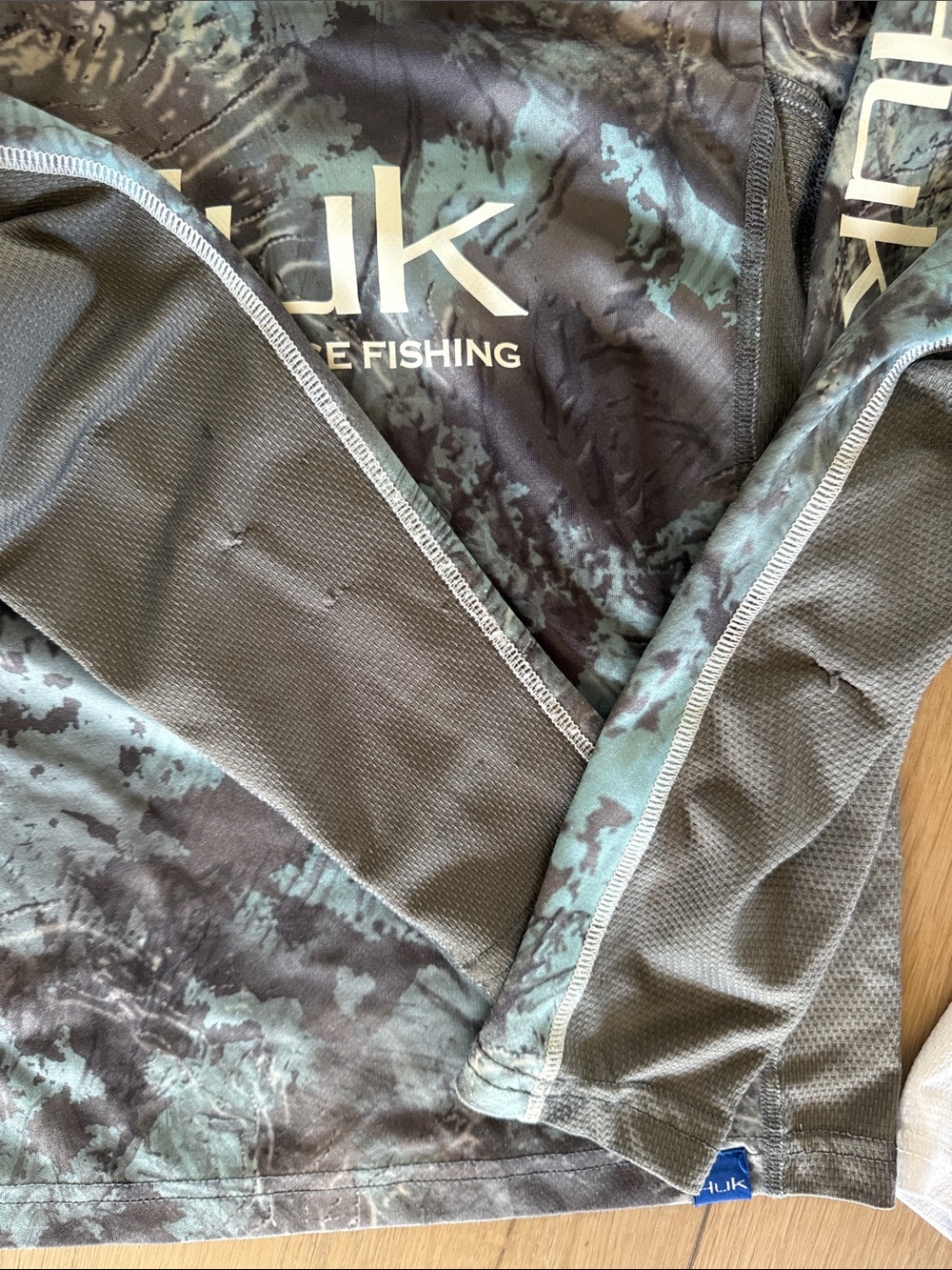 Huk Performance Camo Sun Shirts - Picture 3 of 6